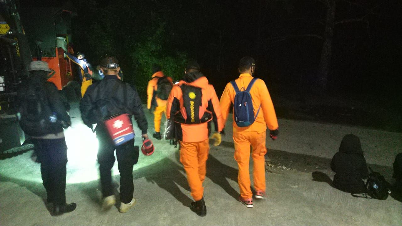 podiumnews.com-Sempat Tersesat Usai Sembahyang, Oka Ditemukan Tim SAR Gabungan